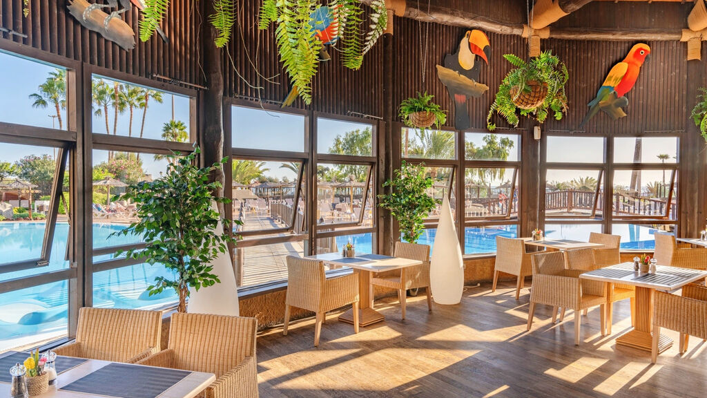 Elba Sara Beach & Golf Resort