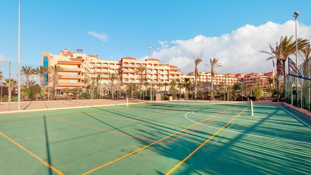 Elba Sara Beach & Golf Resort