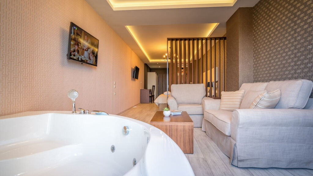 Elegance Luxury Executive Suites