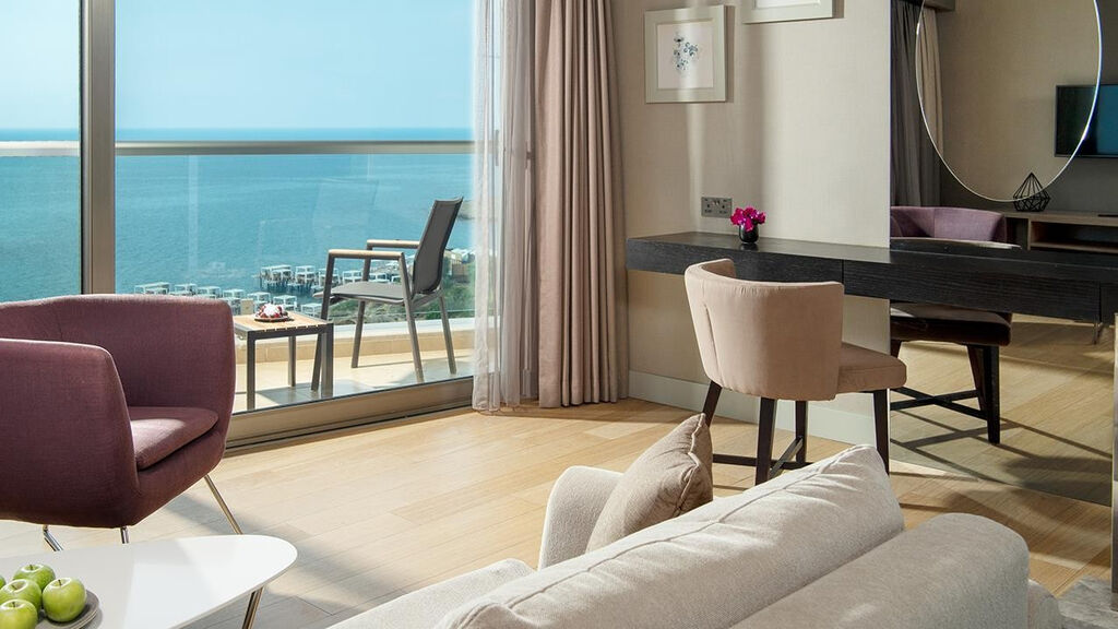 Elexus Hotel & Spa