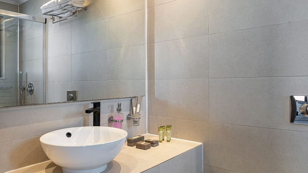 Elia Agia Marina Beach Hotel