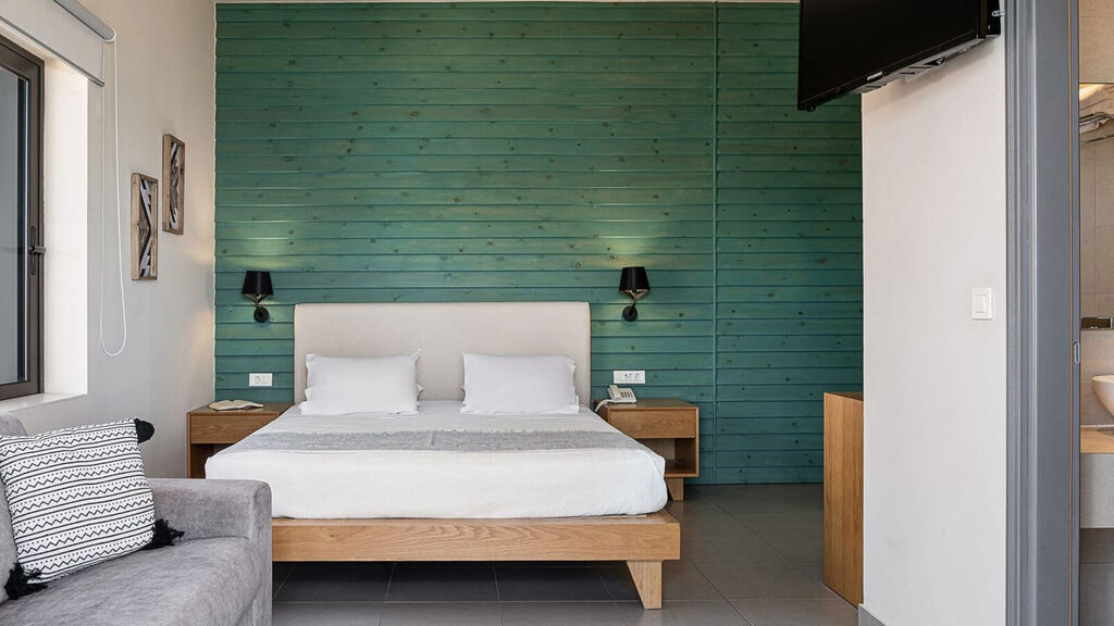 Elia Agia Marina Beach Hotel