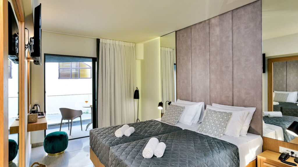 Elia Agia Marina Beach Hotel