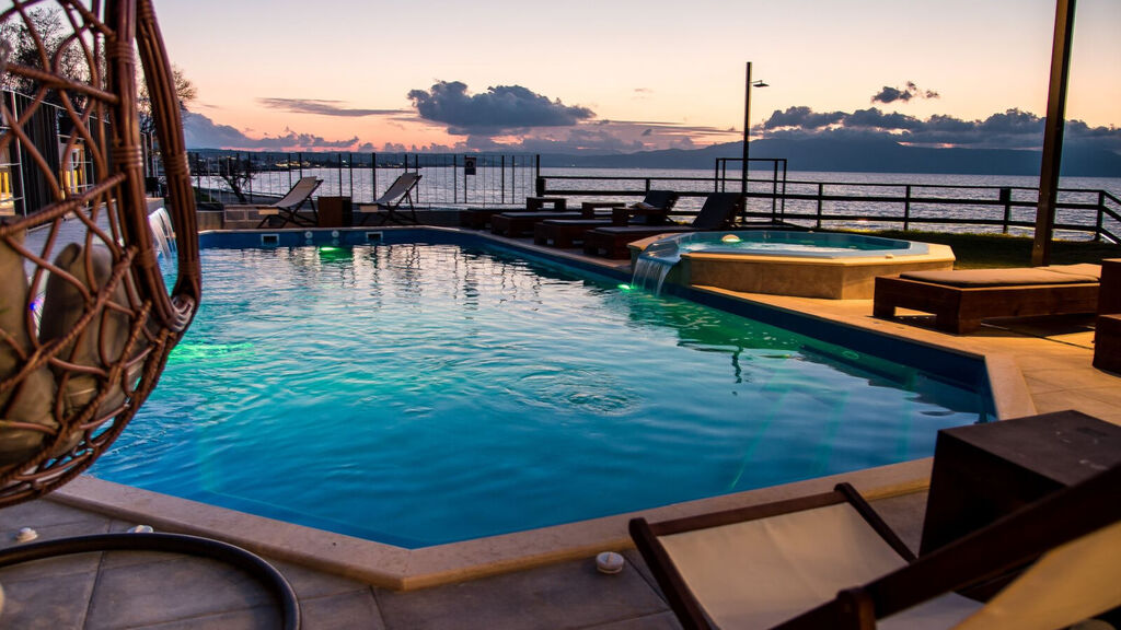 Elia Agia Marina Beach Hotel