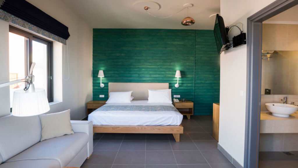 Elia Agia Marina Beach Hotel