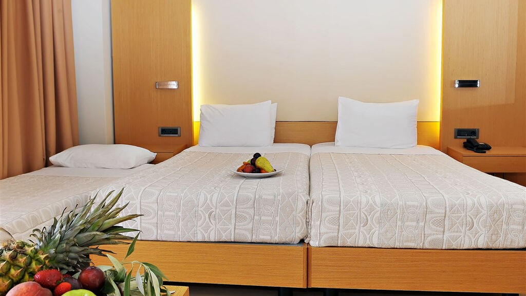 Elite City Resort