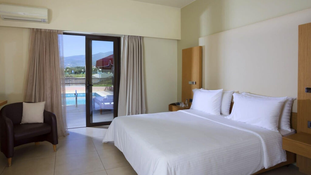 Elite City Resort