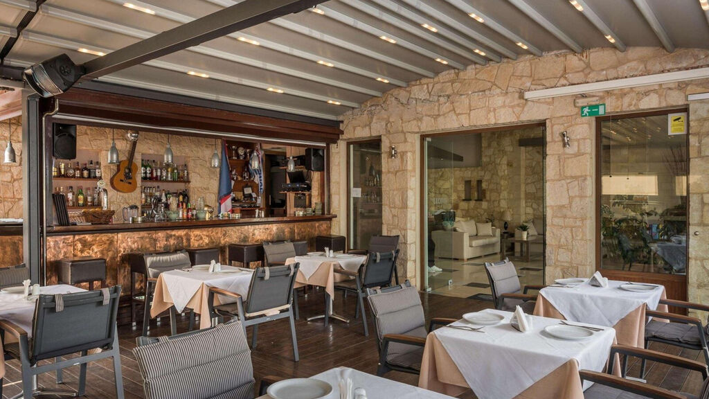 Elotis Suites Ag. Marina