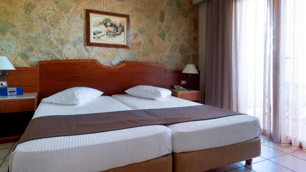 Elotis Suites Ag. Marina