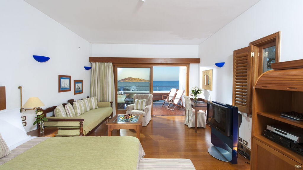 Elounda Beach Hotel & Villas