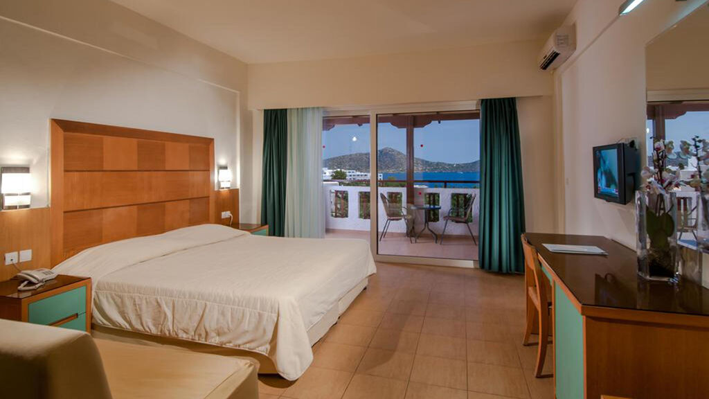 Elounda Breeze Resort
