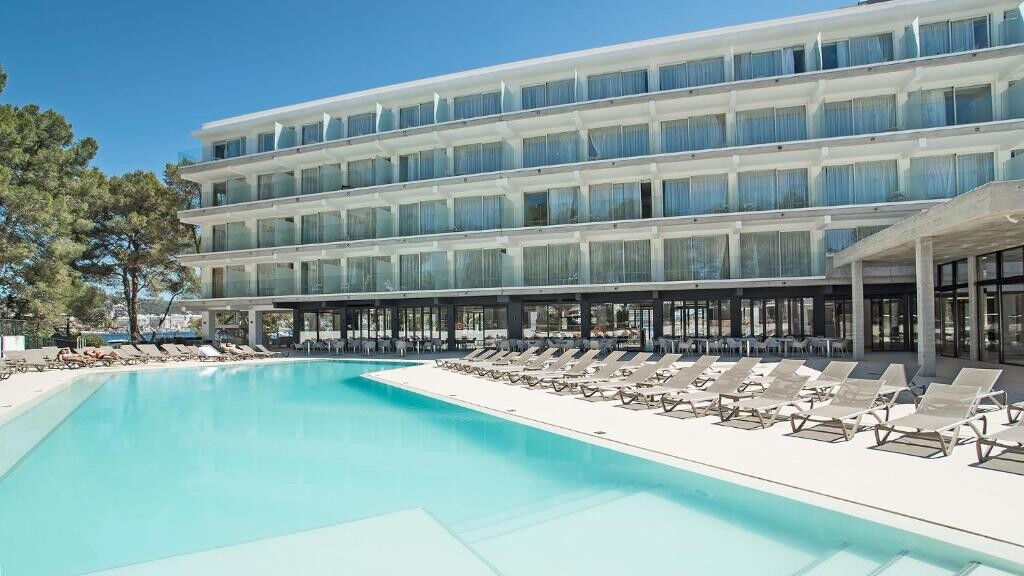 Els Pins Resort & Spa