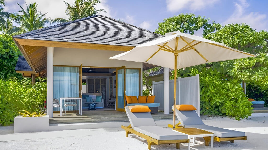 Emerald Faarufushi Resort & Spa