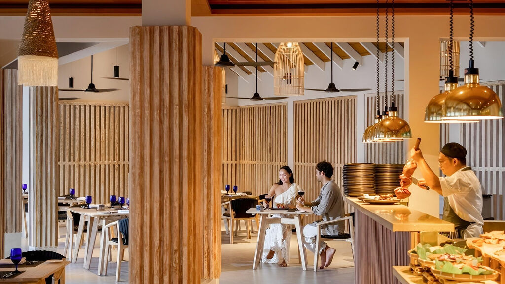 Emerald Faarufushi Resort & Spa
