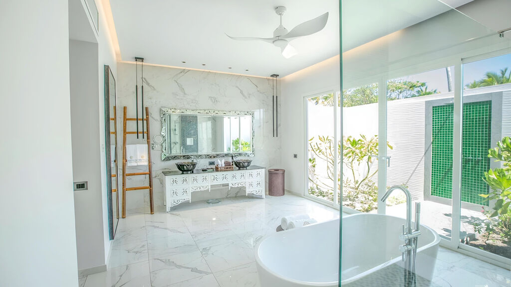 Emerald Maldives Resort & Spa