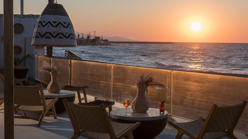 Enorme Maya Beach Resort