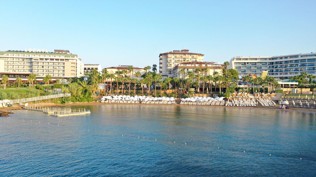 Eos Beach Resort By Selene