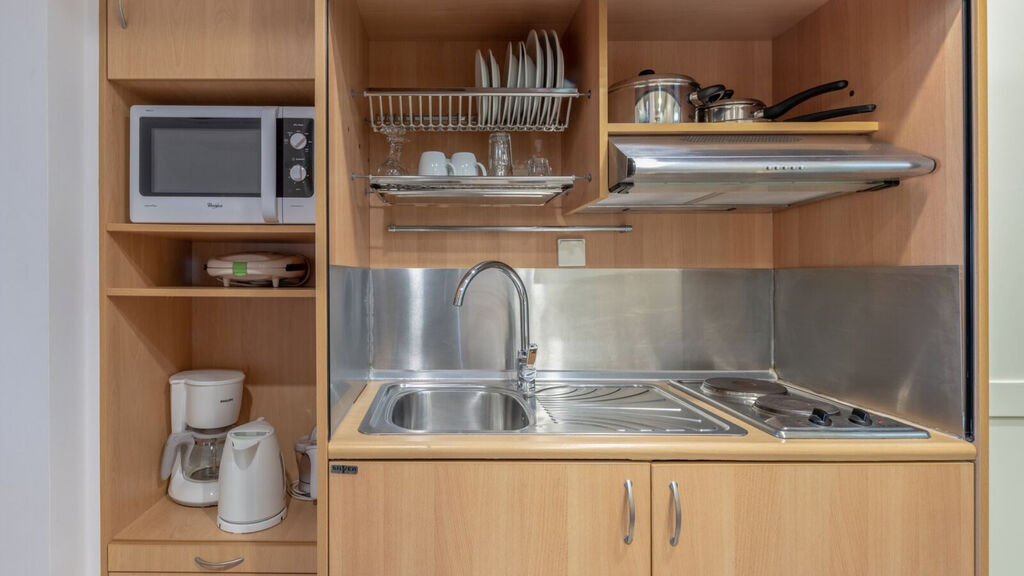 Erato Beach Hotel - Adults Only