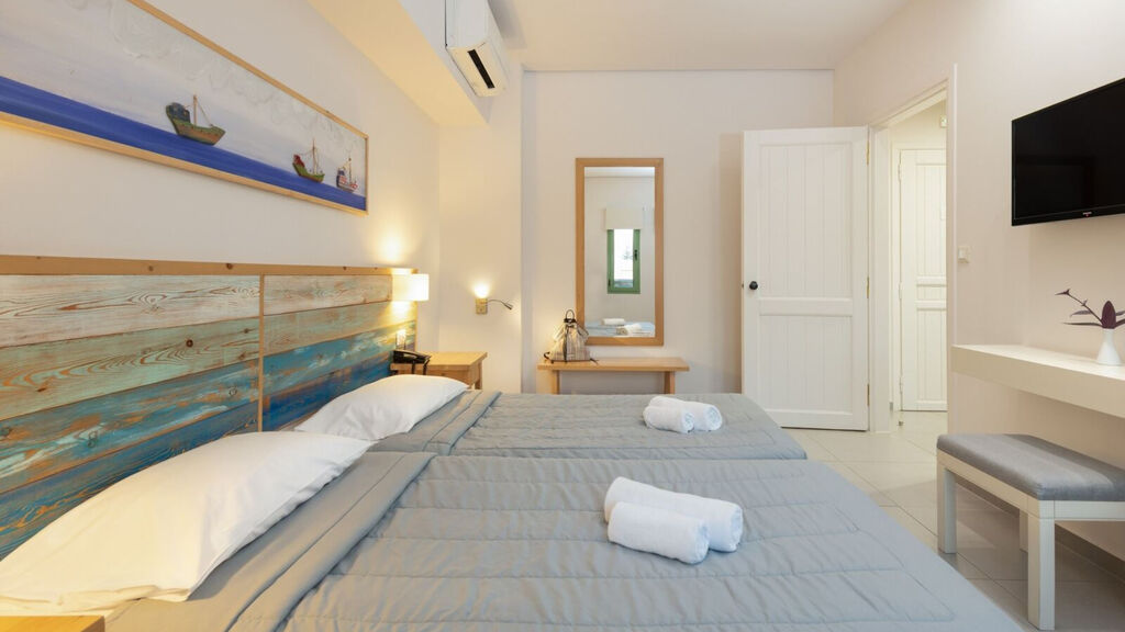 Erato Beach Hotel - Adults Only