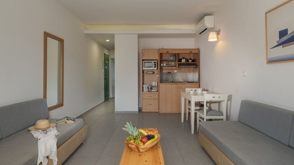 Erato Beach Hotel - Adults Only