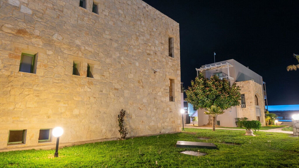 Erato Beach Hotel - Adults Only