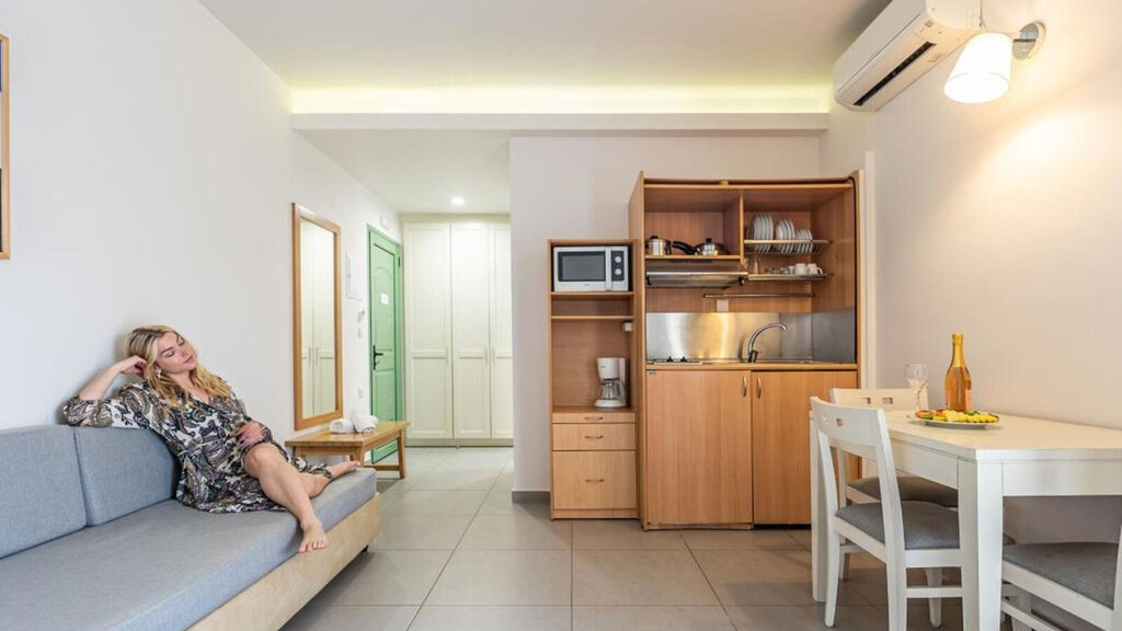 Erato Beach Hotel - Adults Only