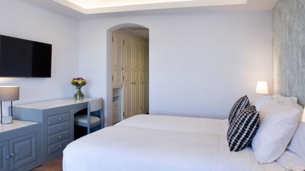 Erteria Hotel & Spa Resort