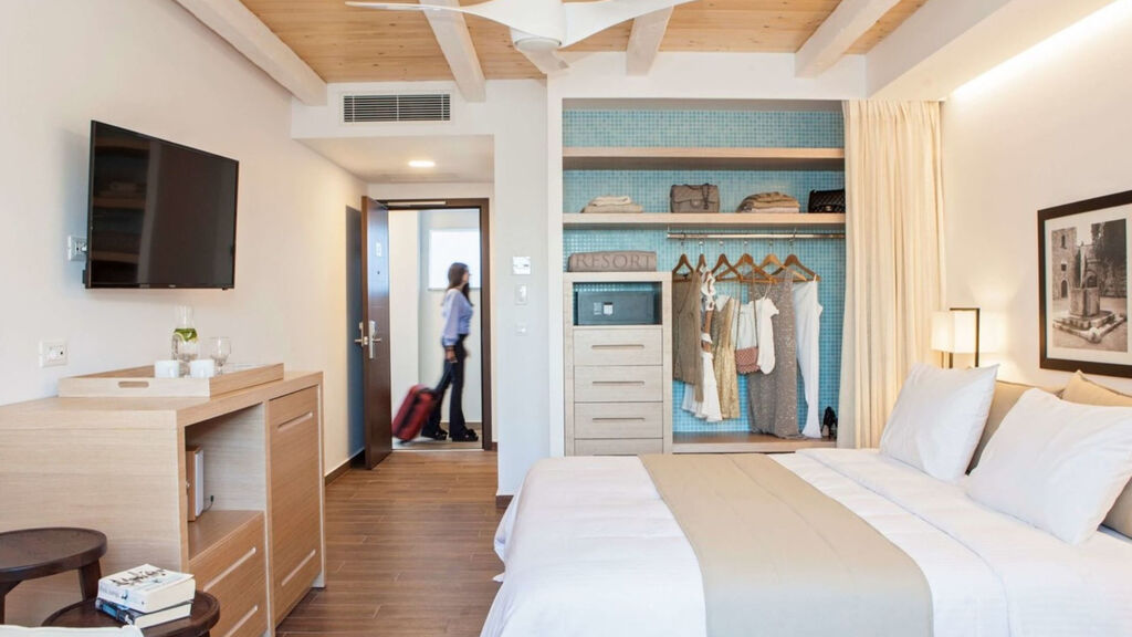 Esperos Blue Village