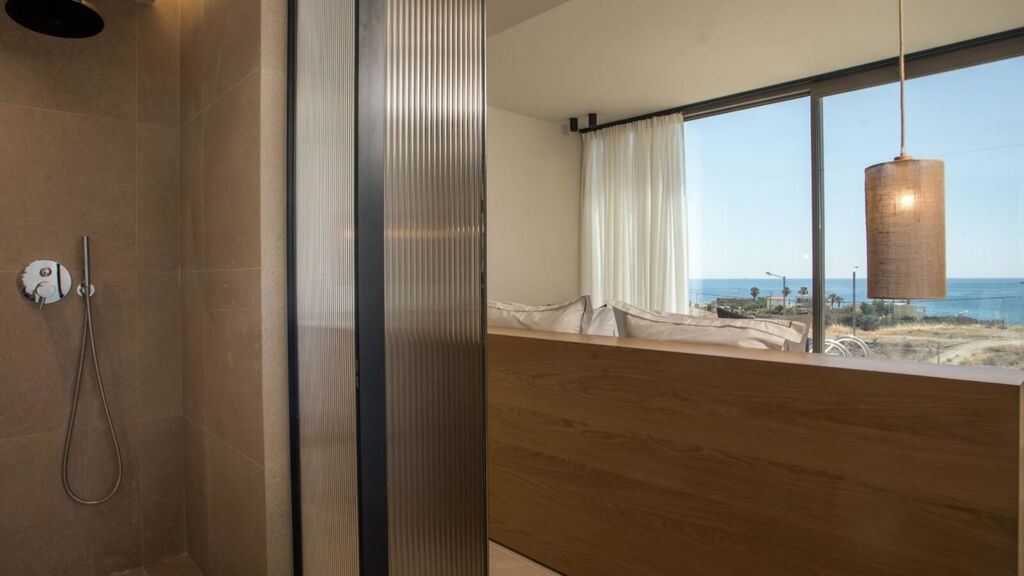 Este Elegant Suites & Villas