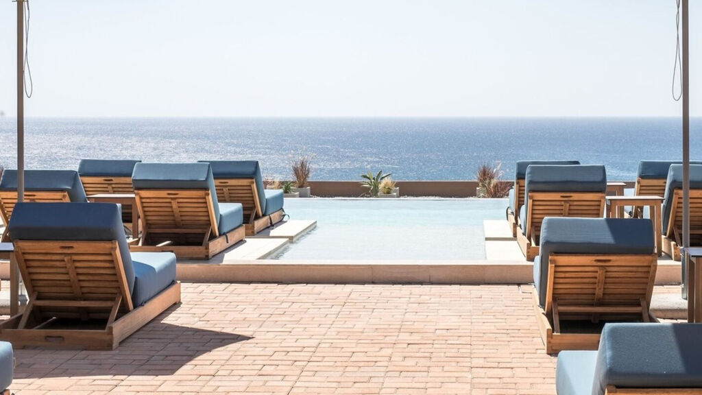 Este Elegant Suites & Villas