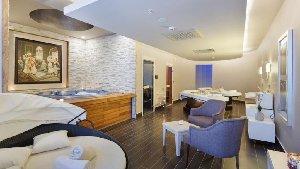Euphoria Aegean Resort & Spa