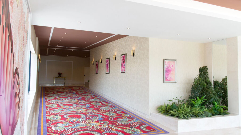 Europe Hotel & Casino