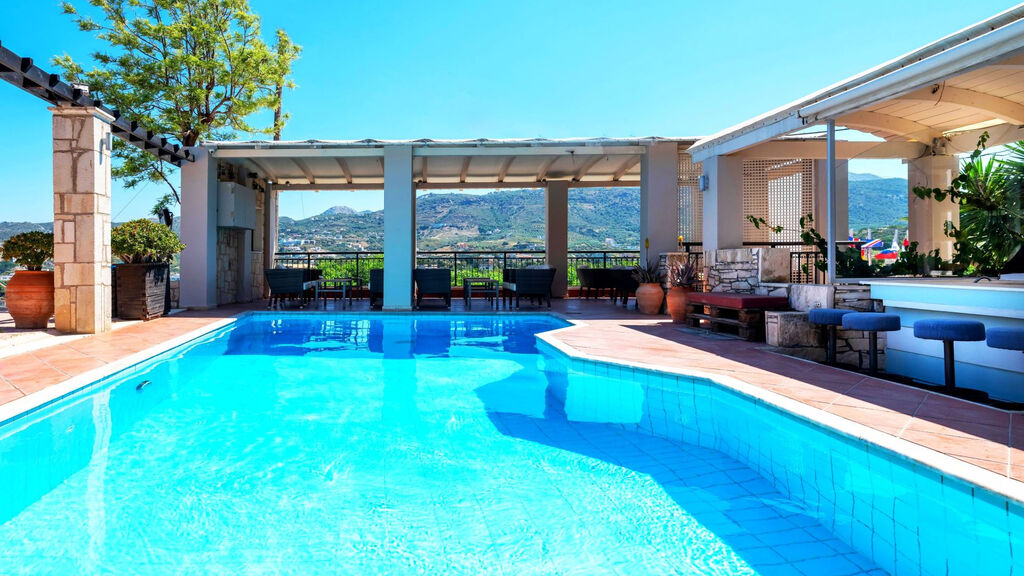 Eva Mare Hotel & Suites