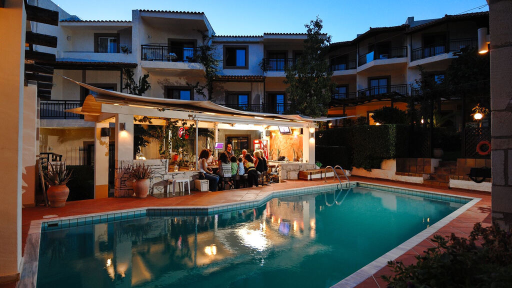 Eva Mare Hotel & Suites