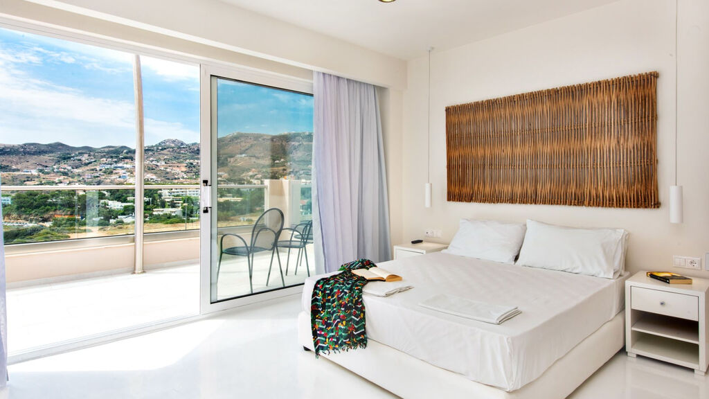 Eva Mare Hotel & Suites