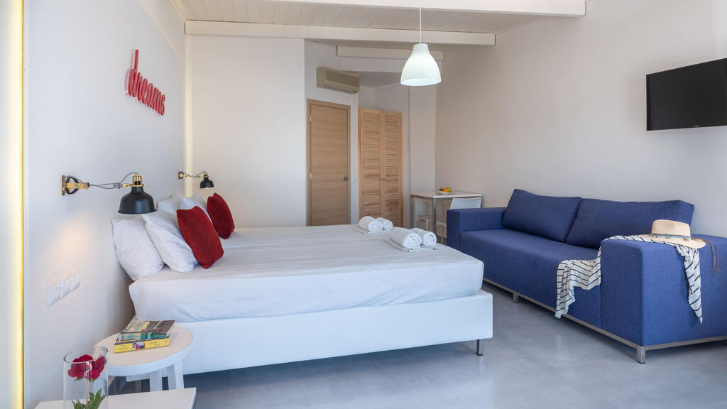 Eva Mare Hotel & Suites