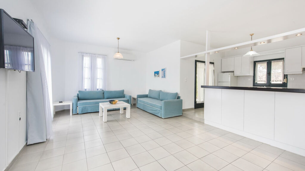 Eva Mare Hotel & Suites