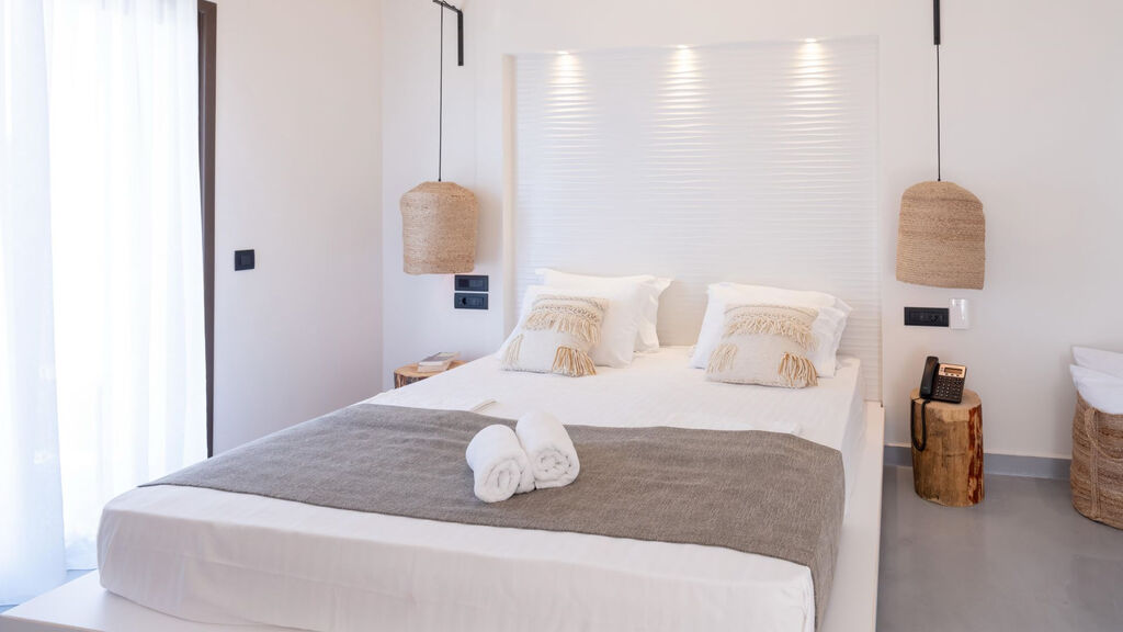 Eva Mare Hotel & Suites