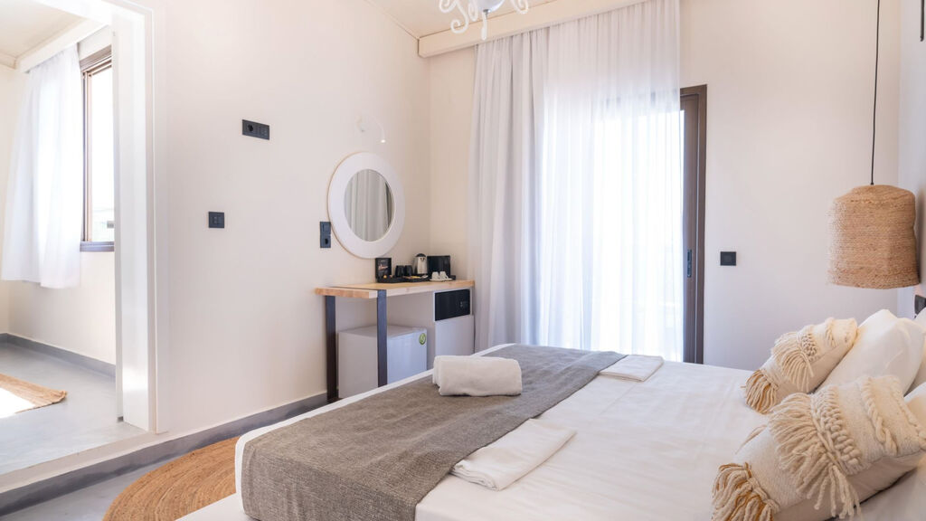 Eva Mare Hotel & Suites