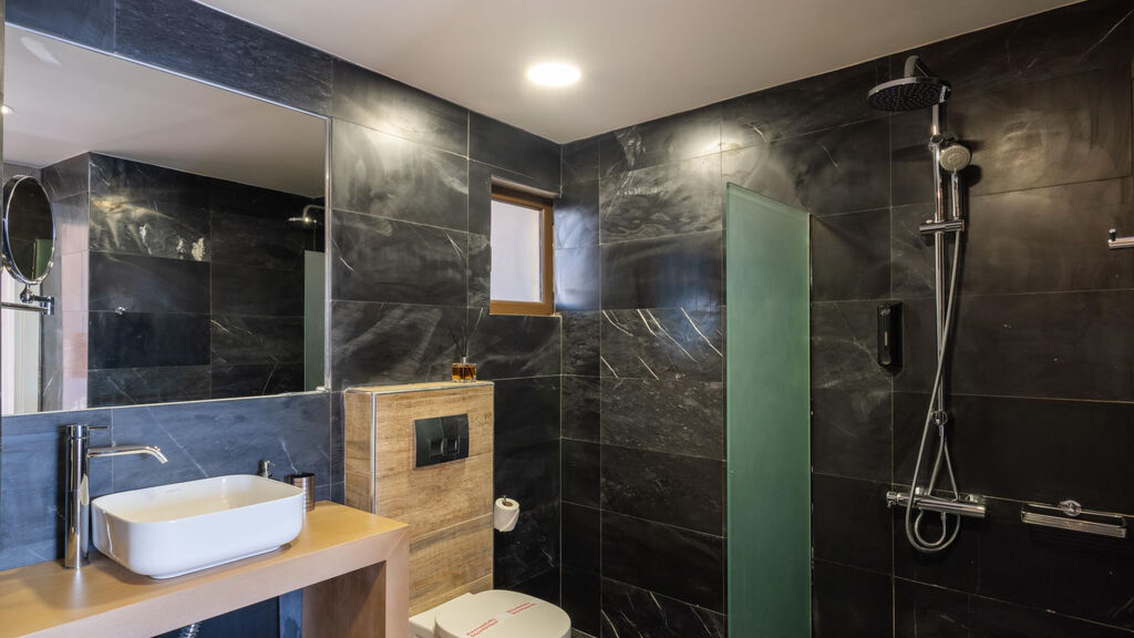 Eva Mare Hotel & Suites