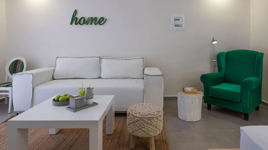 Eva Mare Hotel & Suites