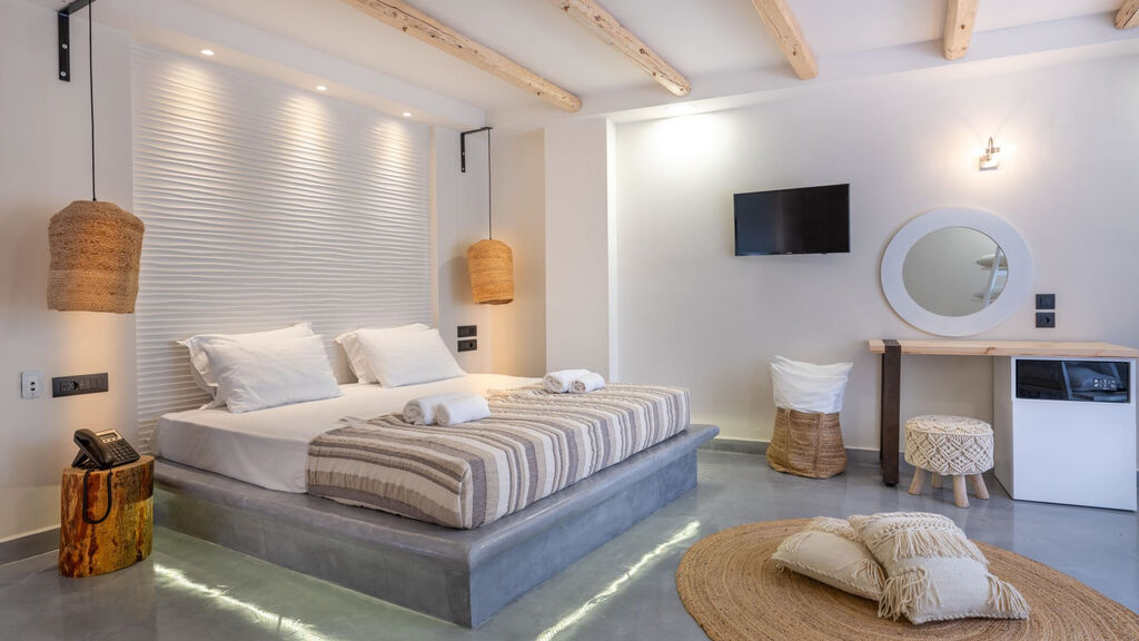 Eva Mare Hotel & Suites