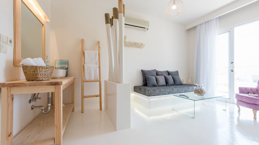 Eva Mare Hotel & Suites