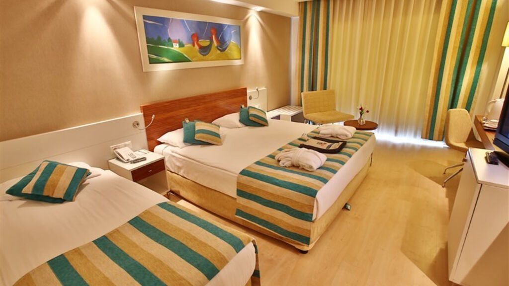 Evren Beach Resort & Spa