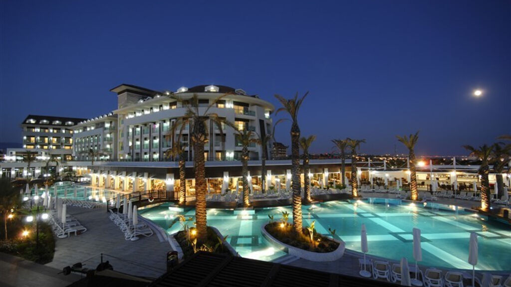 Evren Beach Resort & Spa
