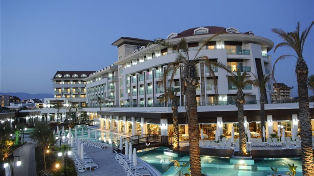 Evren Beach Resort & Spa