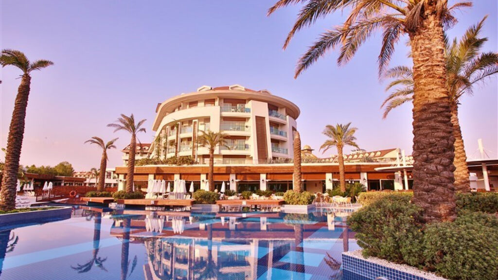 Evren Beach Resort & Spa