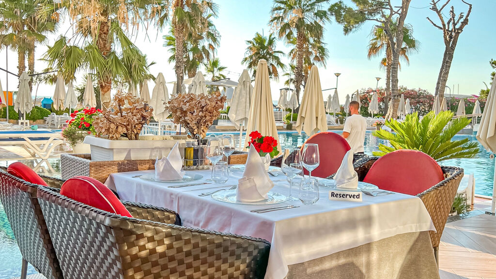 Fafa Premium / Meli Premium