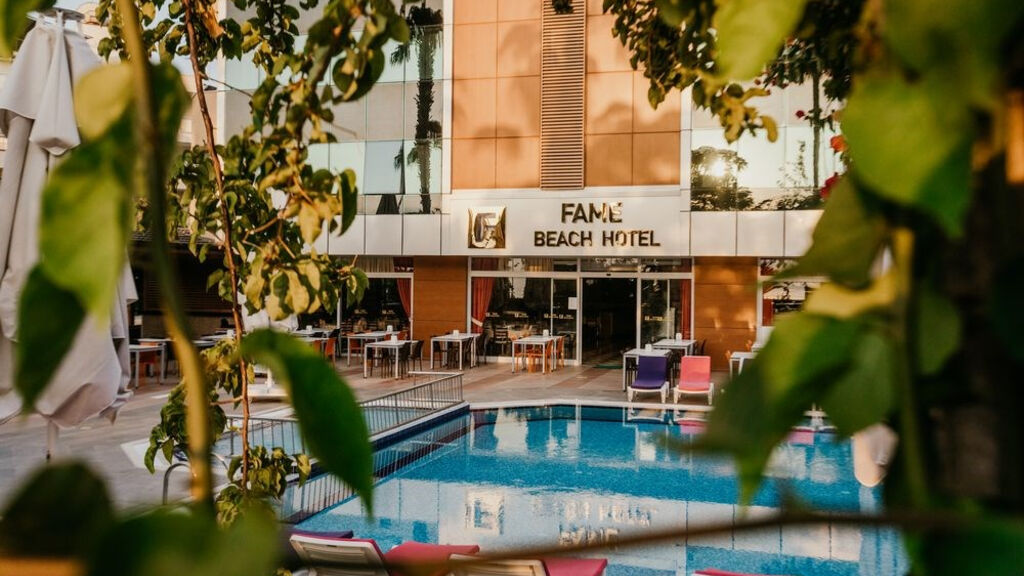 Fame Residence Beach Park