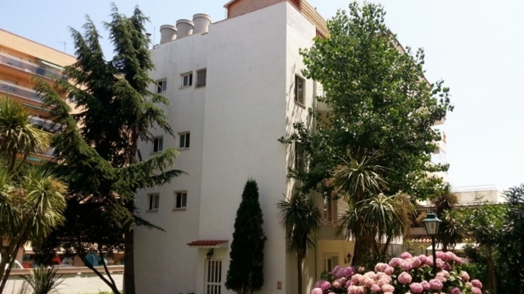 Fergus Garden